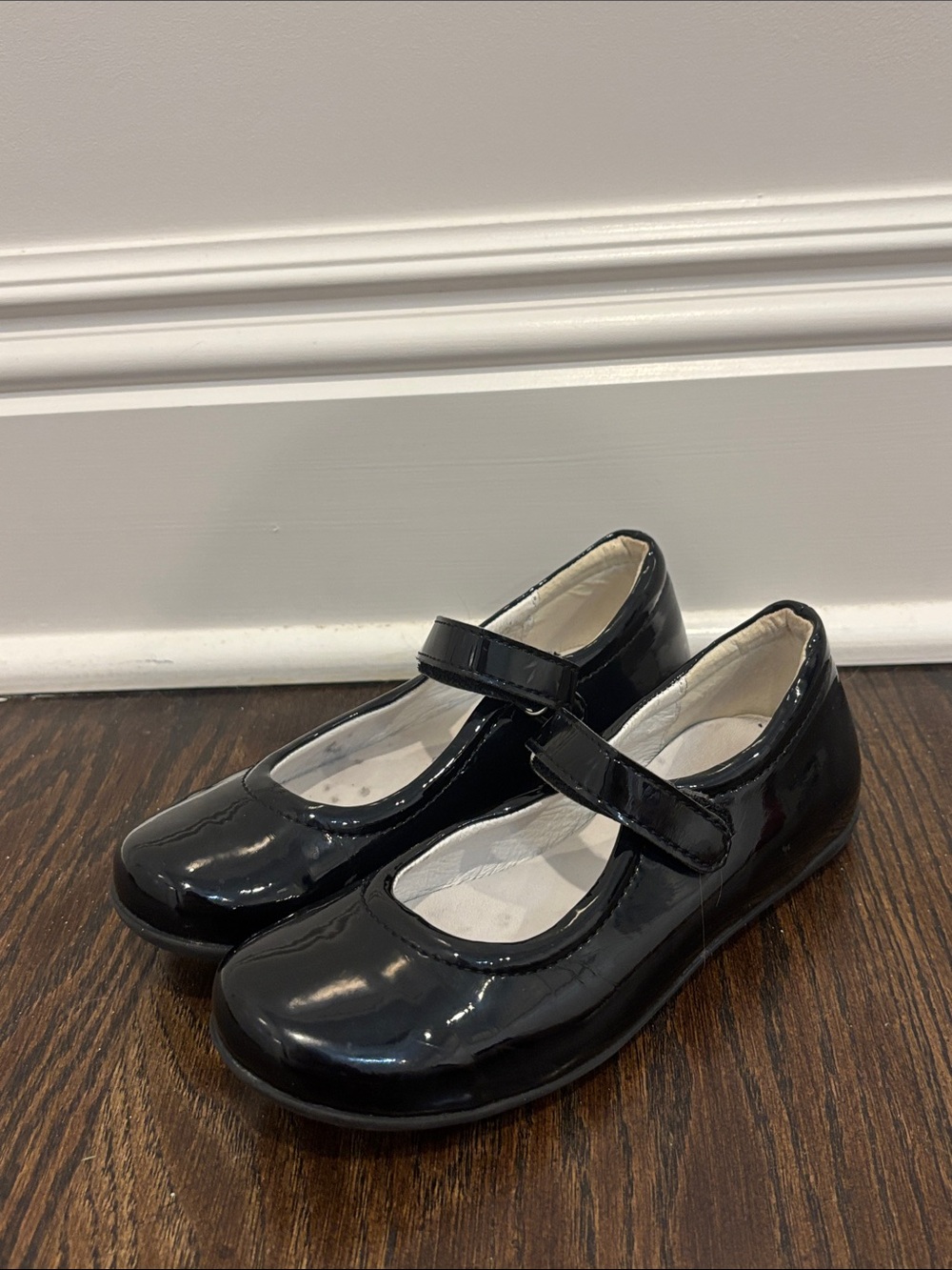 Primigi Girls Black Patent Mary Jane Dress Shoes Size 32